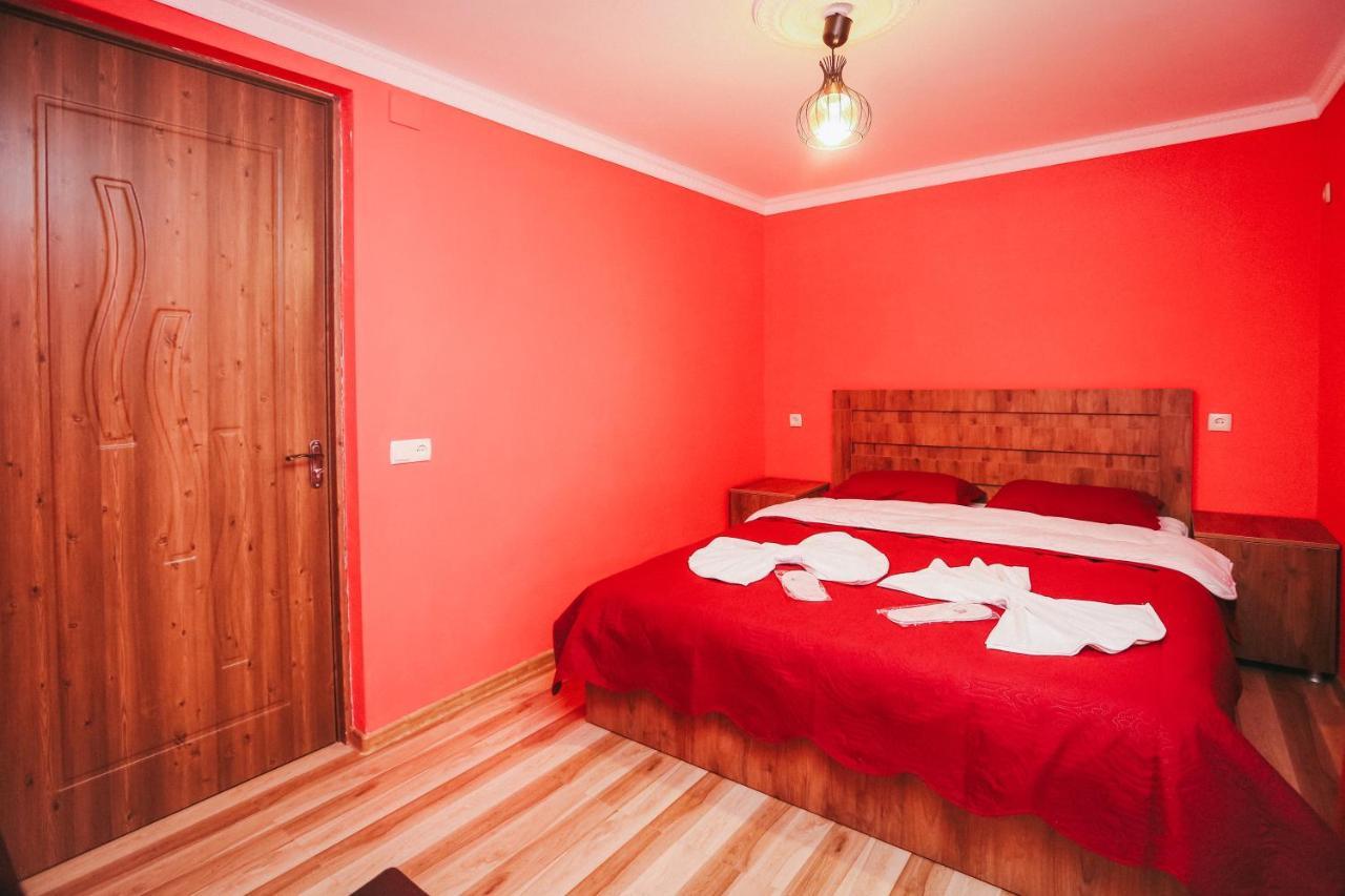 Bebo Babu Guest House Kutaisi Dış mekan fotoğraf
